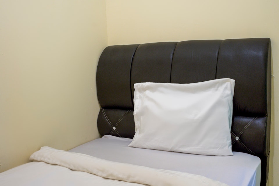 SPOT ON 2373 Executive Inn 2, Medan, Medan