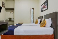 SPOT ON 2375 Faris Homestay