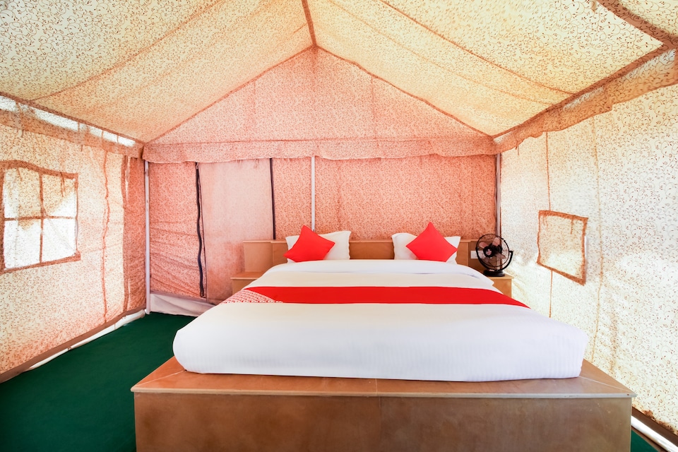 OYO Desert Camp Inn, Jaisalmer Sam Sand Dunes, Jaisalmer