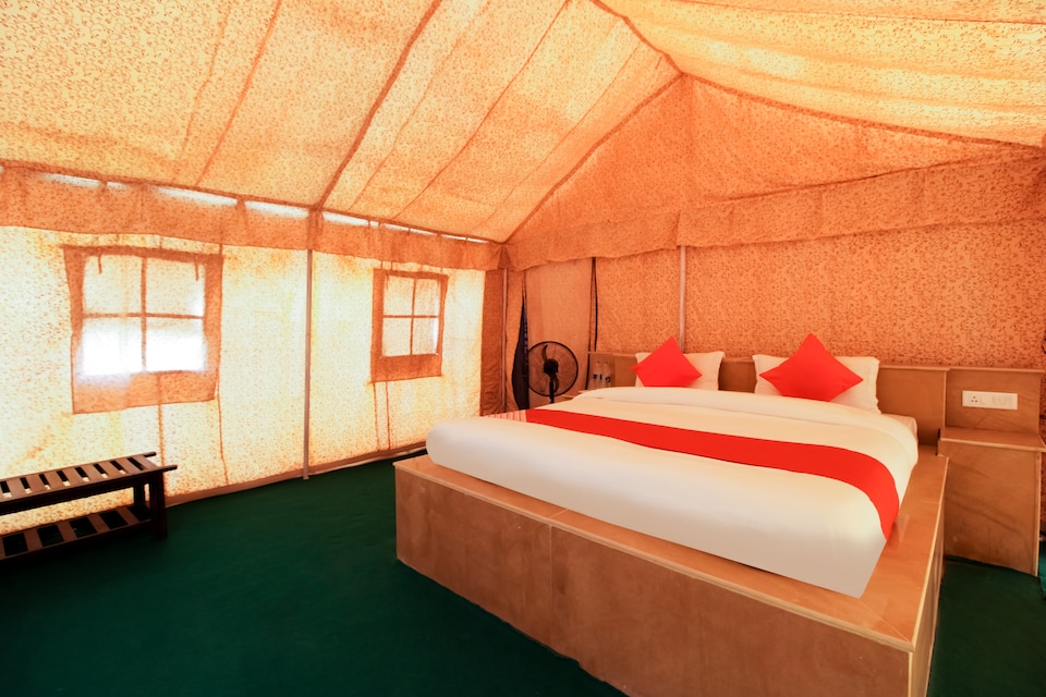 OYO Desert Camp Inn, Jaisalmer Sam Sand Dunes, Jaisalmer