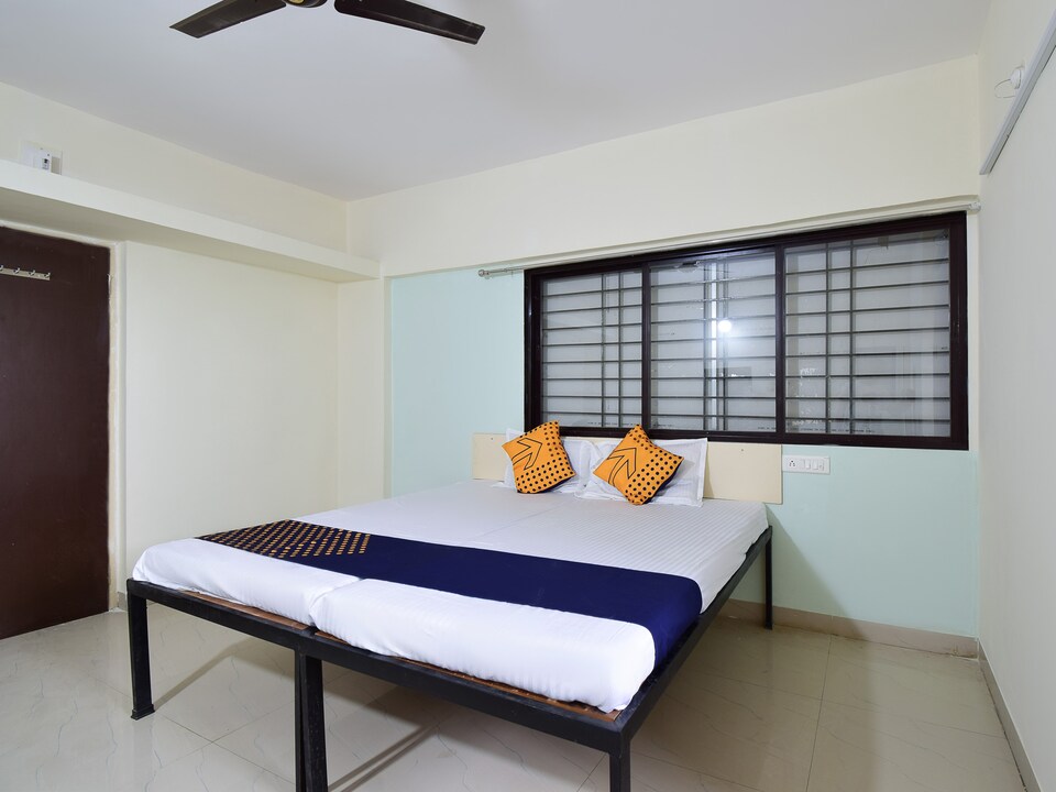 SPOT ON 66491 Hotel Om Lodge , Junnar, Pune