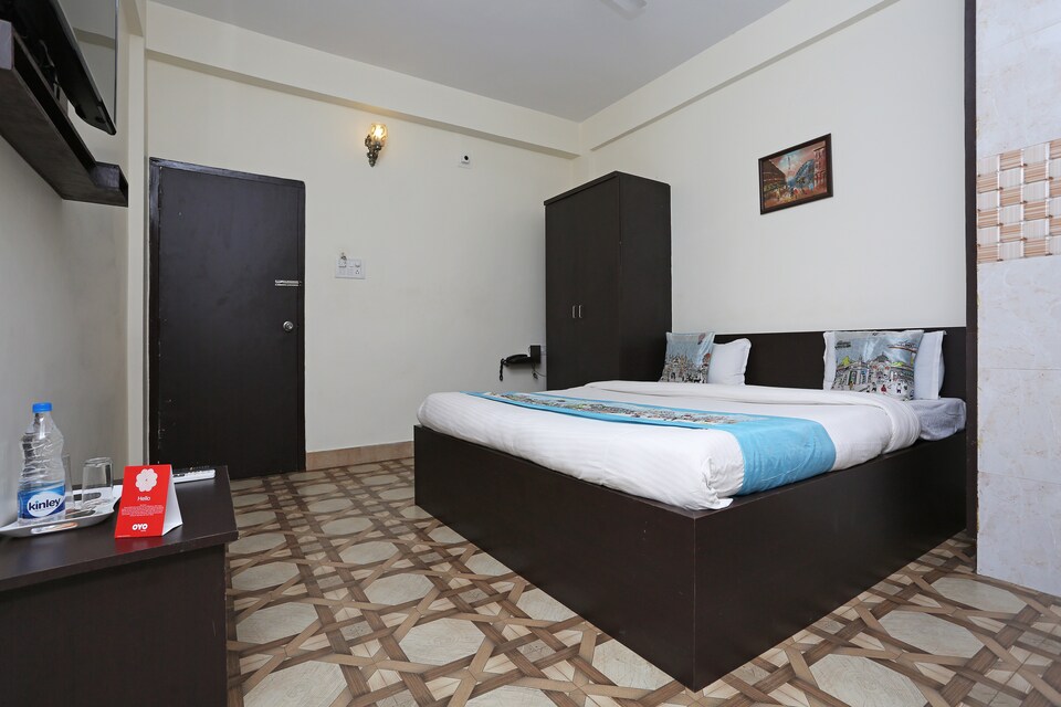 Live on BBS135, Patia Bhubaneswar, Bhubaneswar