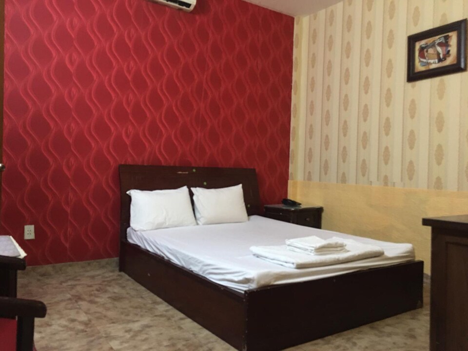 Long Son Hotel, District 11, Ho-Chi-Minh