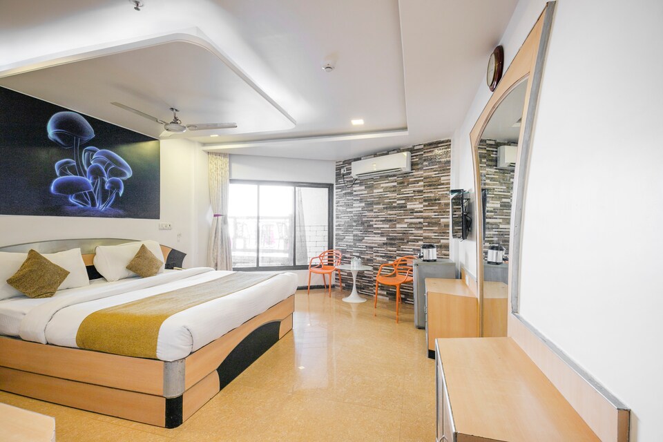 Palette - Hotel Jazira, Devka Beach Daman, Daman