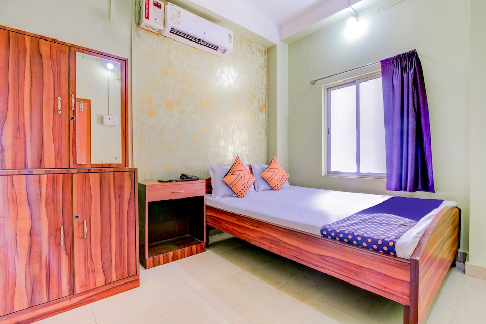 SPOT ON 66532 Hotel MR Plaza, Tinsukia, Tinsukia