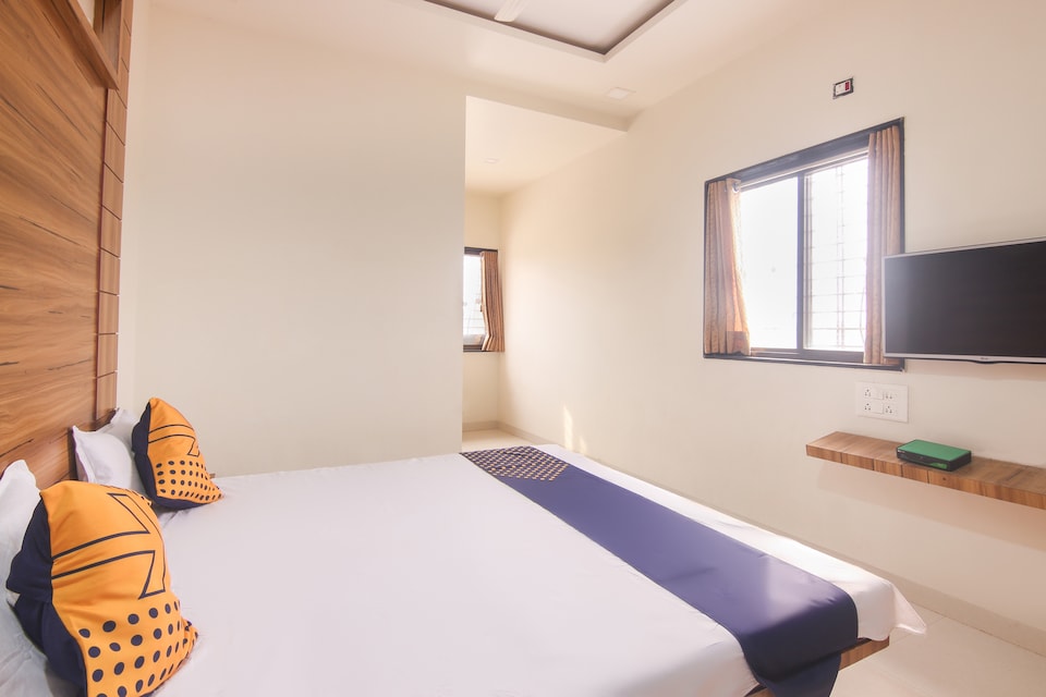 SPOT ON 66534 Hotel New Sangram, Ahmednagar, Ahmednagar