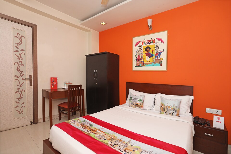 OYO Flagship 555 Pitampura, Pitampura - Rohini Delhi, Delhi