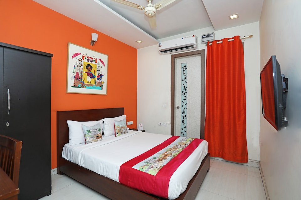 OYO Flagship 555 Pitampura, Pitampura - Rohini Delhi, Delhi