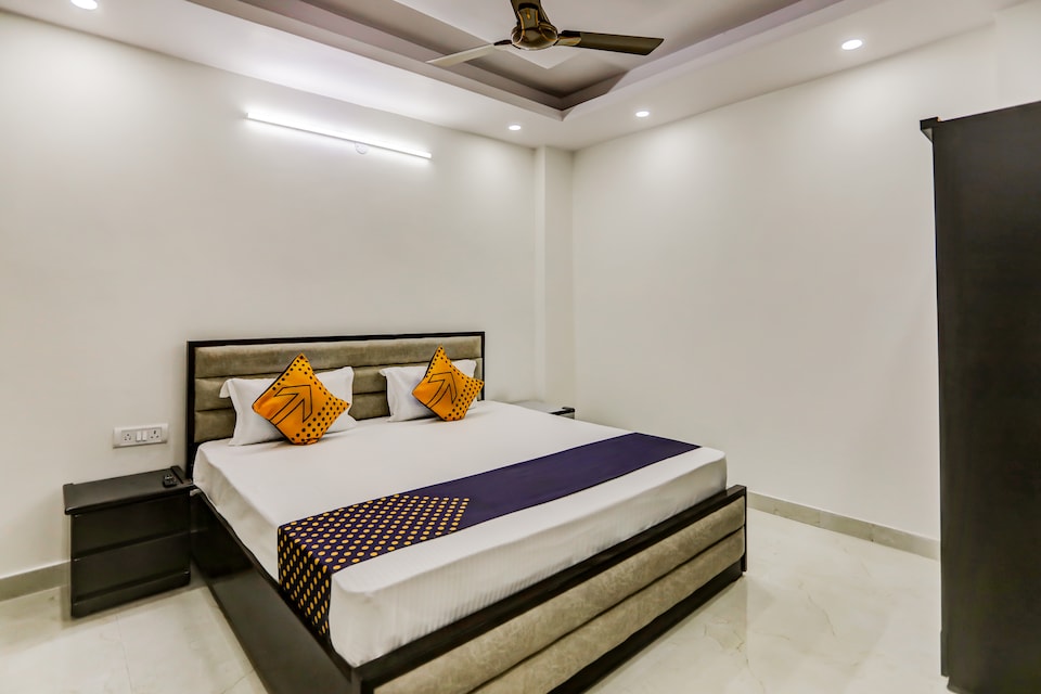 Live on DEL5693, Saket Delhi, Delhi