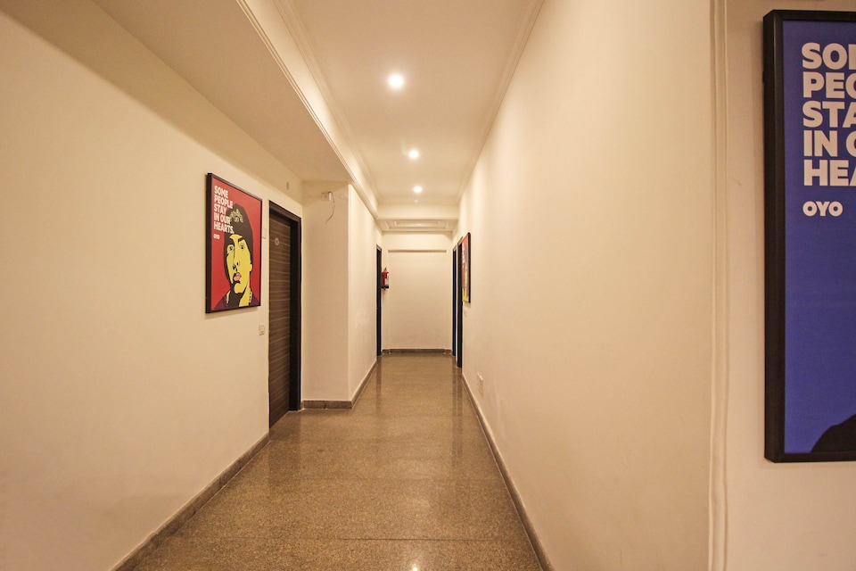 OYO 5454 Sector 61, Noida City Metro, Noida
