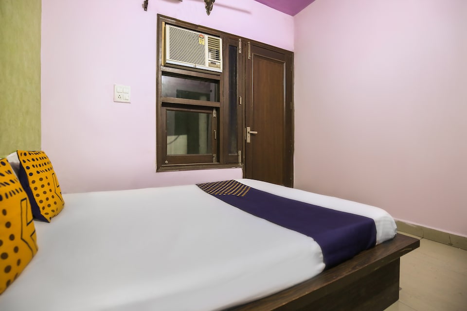 SPOT ON 66544 Hotel Red Rose , Sirhind, Sirhind