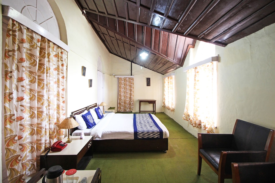OYO 5458 Swiss Hotel, Mall Road Nainital, Nainital
