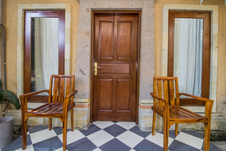 OYO 2404 Arca Guest House, Denpasar, Bali