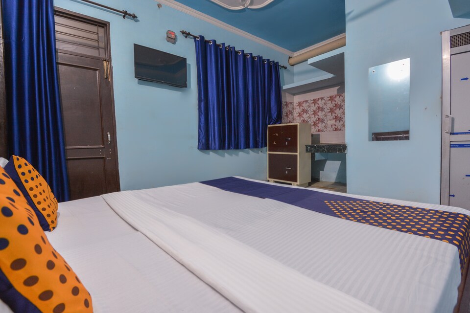 SPOT ON 66570 Dhiman Residency, Nayagaon Chandigarh, Chandigarh