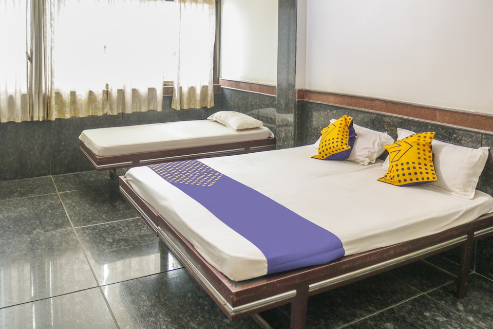 SPOT ON 66572 Hotel Gaurav , Kolhapur, Kolhapur