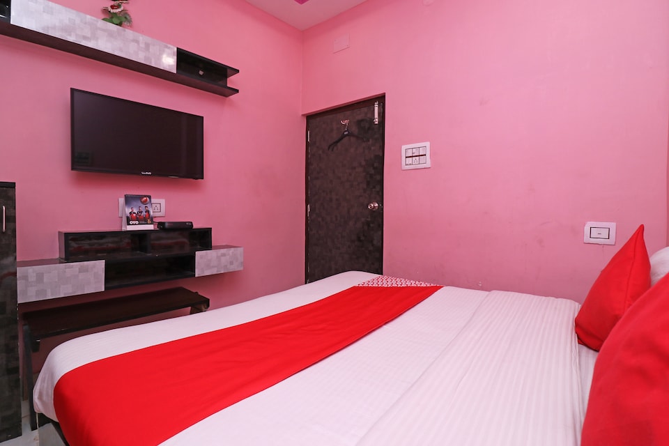 OYO 5461 Zapper Inn, VIP Road Kolkata, Kolkata