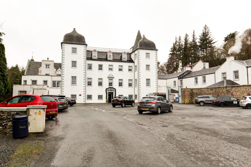 OYO Barony Castle Country House Hotel, Peebles (Scotland), Peebles