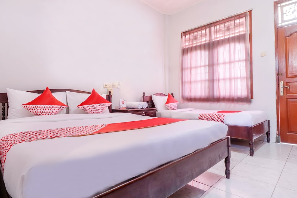 OYO 2411 Taman Mekar Beach Inn 2, Legian, Bali