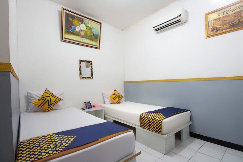 SPOT ON 2425 Salina Hotel Syariah, Sidoarjo, Sidoarjo