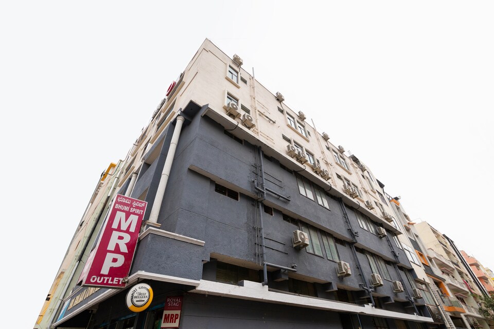 Capital O 66595 Scarlet Suites, BTM Madiwala Bangalore, Bangalore