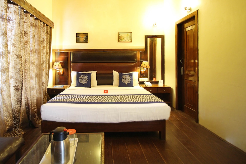 OYO 5466 Hotel Mount N Mist, Highcourt Nainital, Nainital