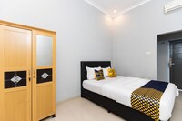 SPOT ON 2433 Pondok Akuanna