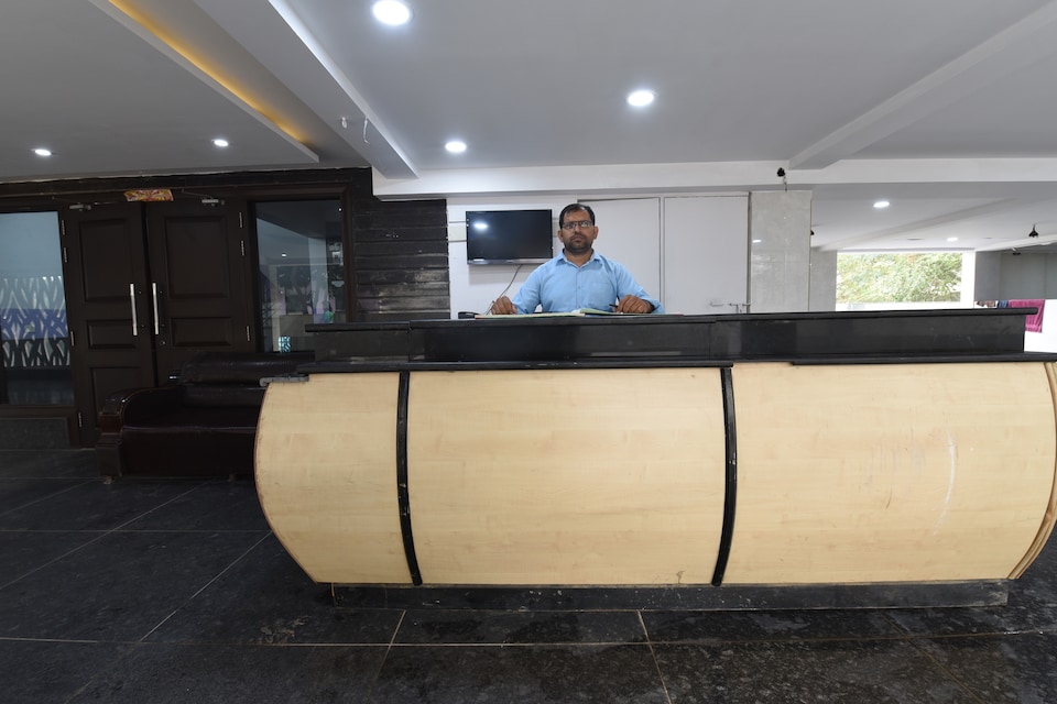 OYO Khushi Residence Near Pvr Ansal Plaza Greater Noida, Greater Noida, Noida