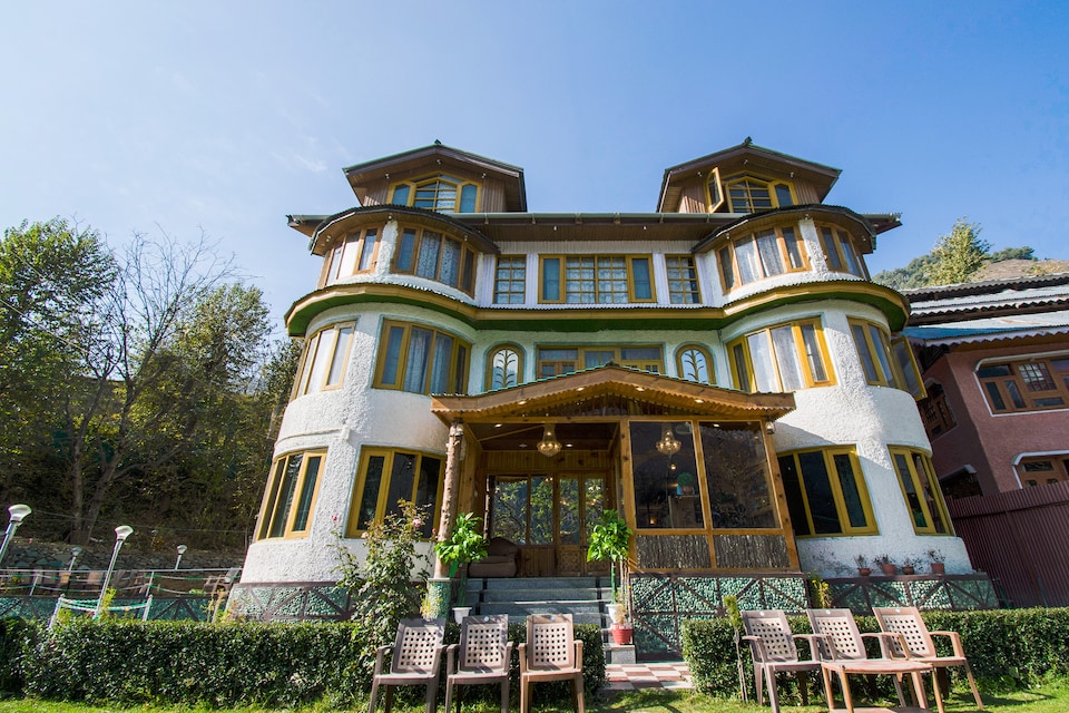 OYO 5472 Bombay Palace, Pahalgam, Pahalgam