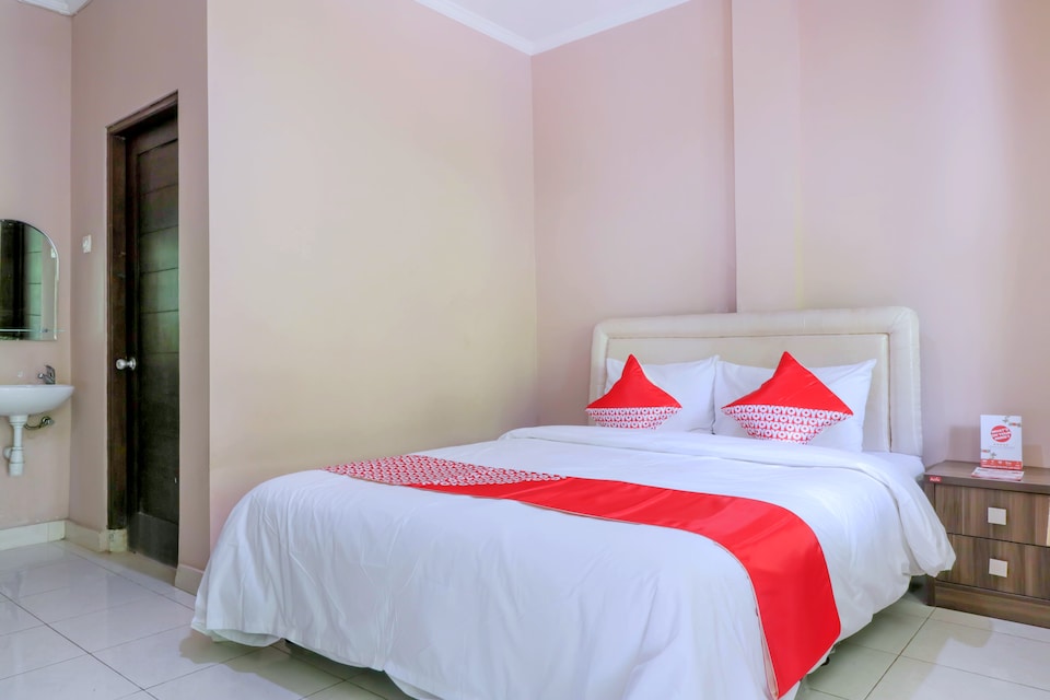 OYO 2456 Purnama House Kuta, Tuban Kuta, Bali