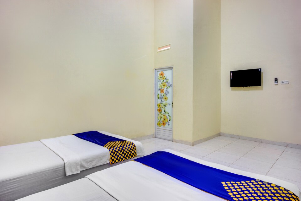 SPOT ON 2461 Pondok Haikal Almira, Panakukkang, Makassar