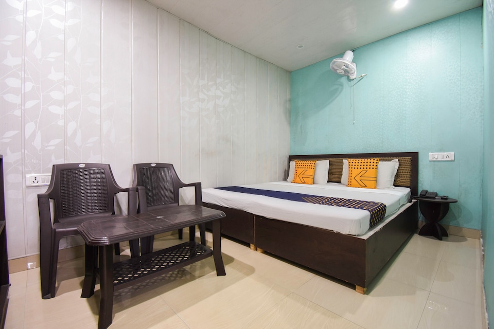 OYO 66660 RS Guest House, Picture palace Mussoorie, Mussoorie