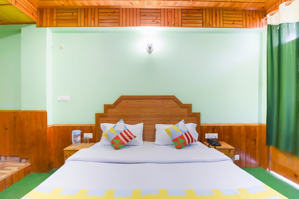 OYO Home 66692 Luxury Wooden Cottage Manali, NH 21 Manali, Manali