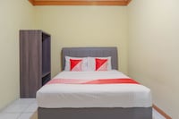 OYO 2840 Arcadia Residence Near Stasiun Mangga Besar Near Wihara Avalokitesvara