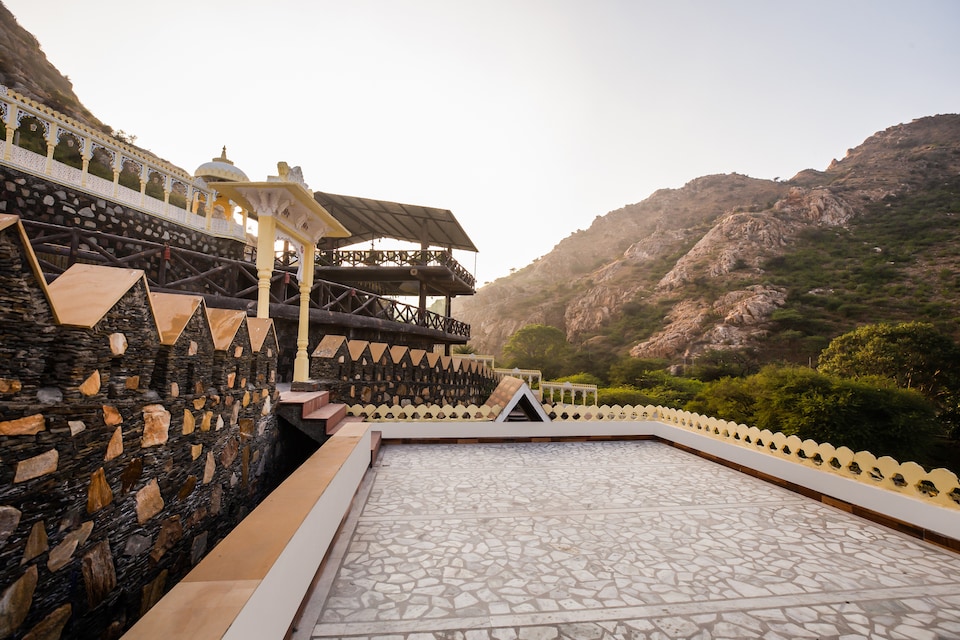 Capital O 66699 Badi Garh Resort And Spa, Fateh Sagar, Udaipur