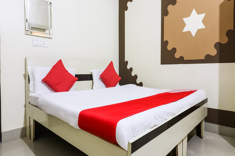 OYO 66710 Green World, Hanumangarh, Hanumangarh