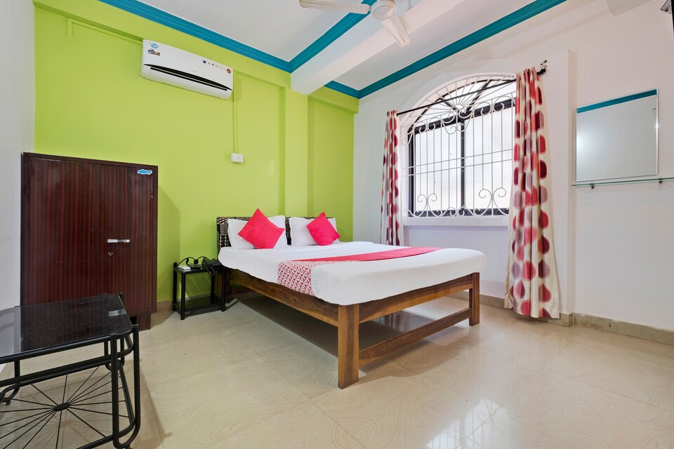 OYO 66711 Hotel Baga Waves, Baga Goa, Goa