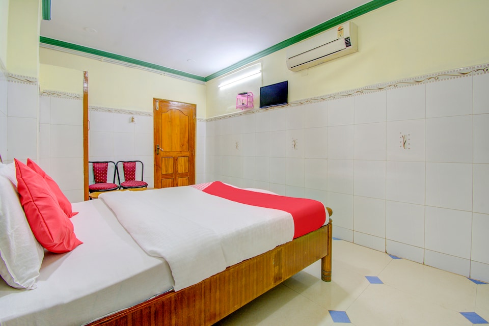 OYO 66770 Sri Vijaya Grand Residency, Guntur, Guntur