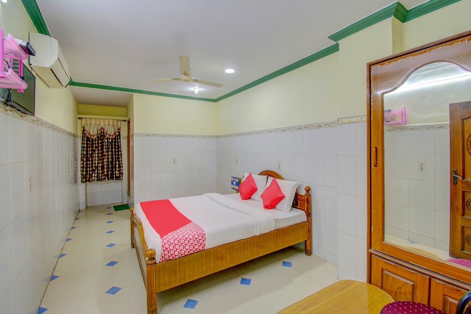 OYO 66770 Sri Vijaya Grand Residency, Guntur, Guntur