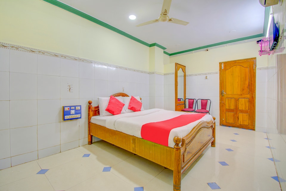 OYO 66770 Sri Vijaya Grand Residency, Guntur, Guntur