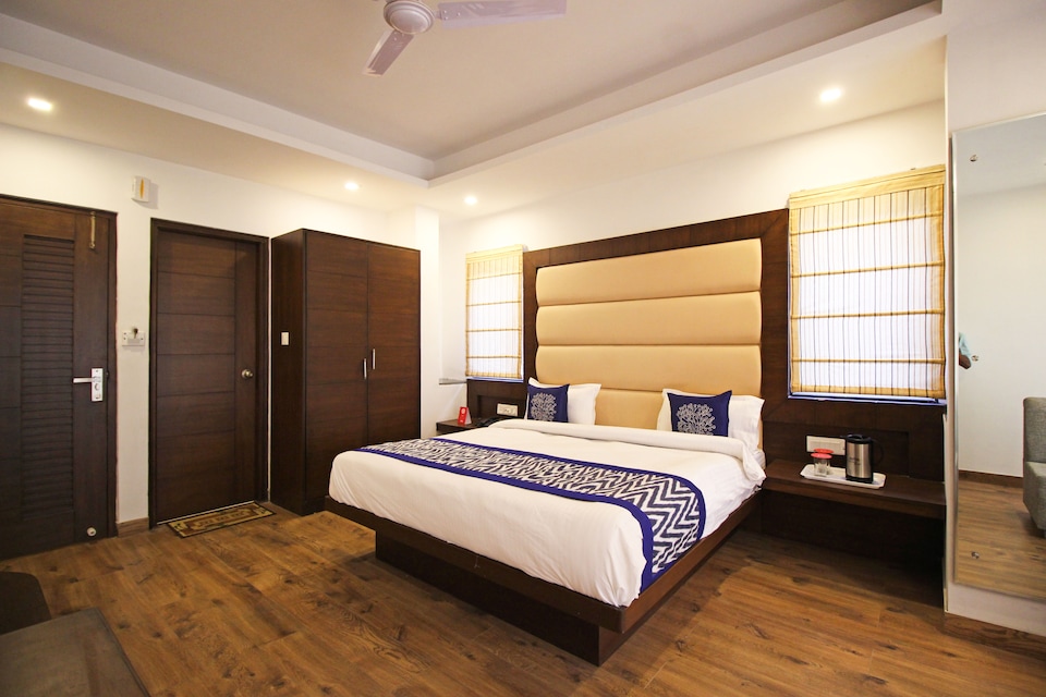 OYO 30 Degree North, Picture palace Mussoorie, Mussoorie