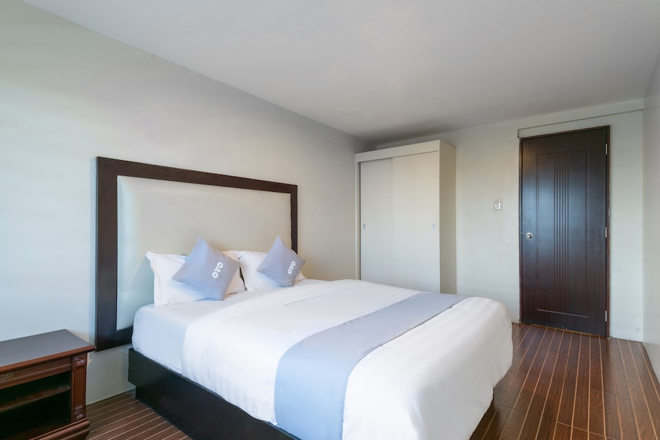 OYO 523 North Pointe Residences, Quezon City, Quezon City
