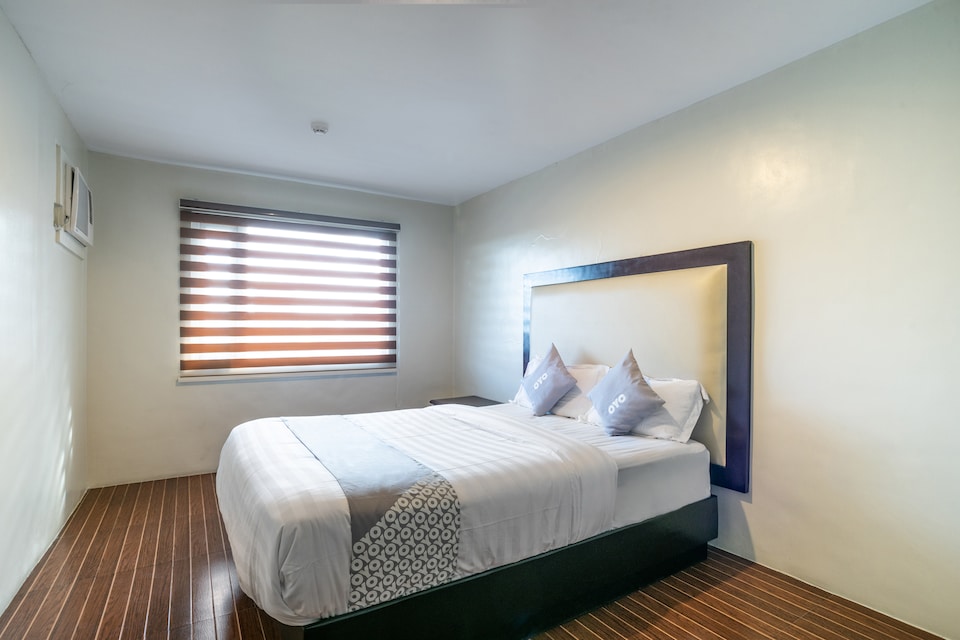 OYO 523 North Pointe Residences, Quezon City, Quezon City