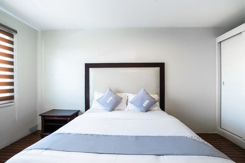 OYO 523 North Pointe Residences, Quezon City, Quezon City