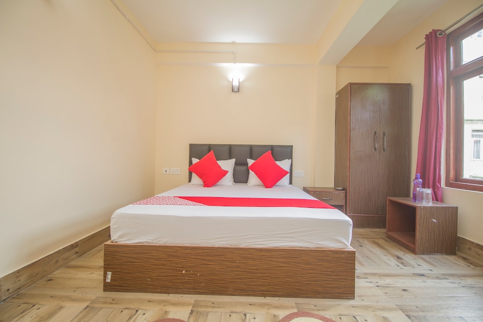OYO 66799 Singalila Homestay , Kaluk- West Sikkim, Pelling