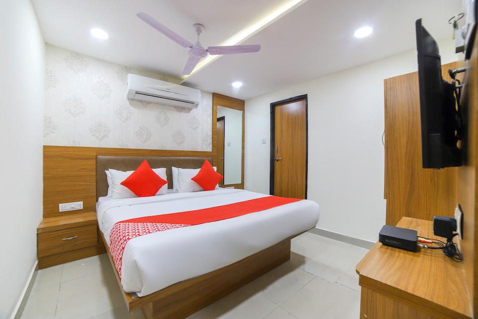 OYO 66818 Hotel Mahi , Navrangpura Ahmedabad, Ahmedabad