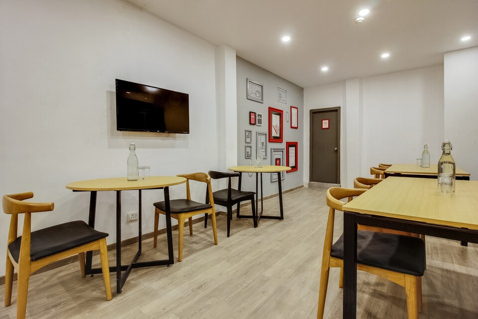 OYO Townhouse 359 Begumpet , Ameerpet, Hyderabad