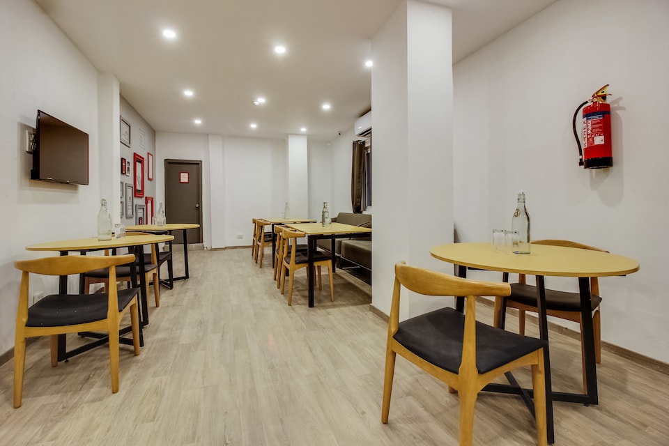 OYO Townhouse 359 Begumpet , Ameerpet, Hyderabad