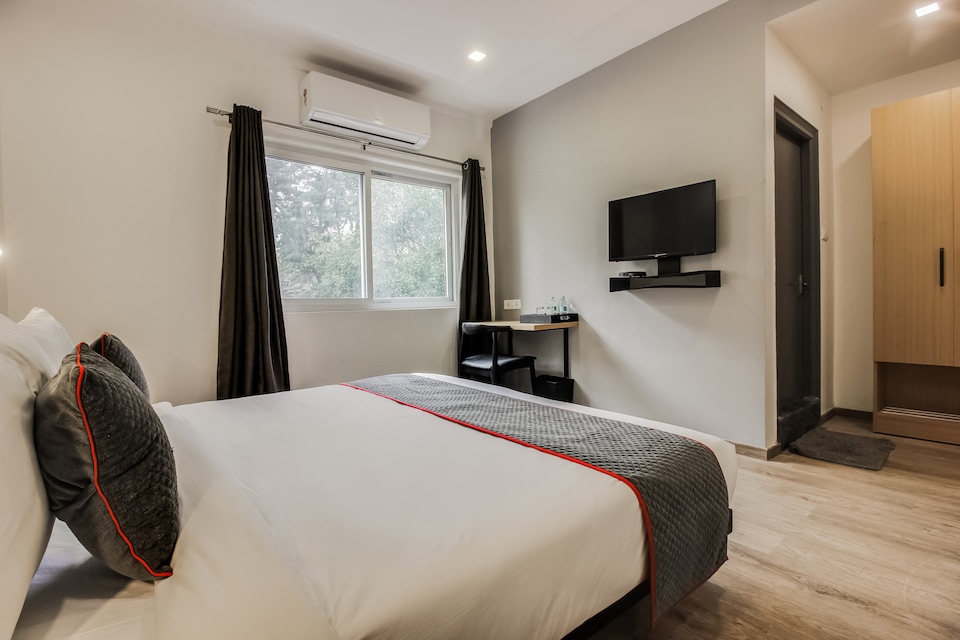 OYO Townhouse 359 Begumpet , Ameerpet, Hyderabad