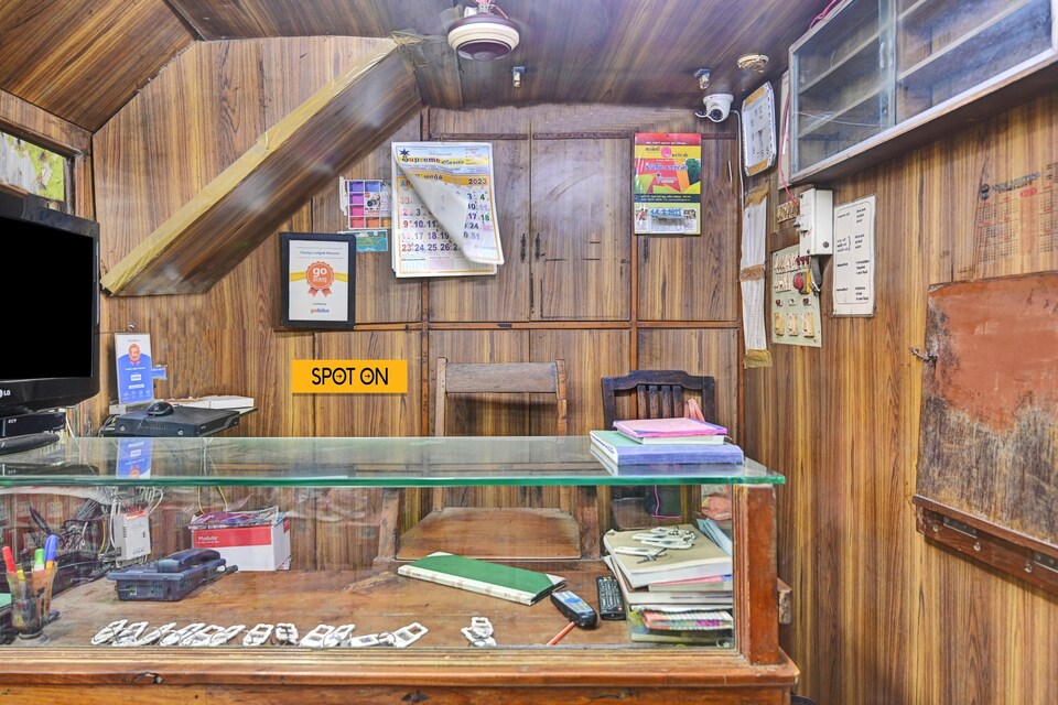 SPOT ON Fousiya Mansion, Central Chennai, Chennai