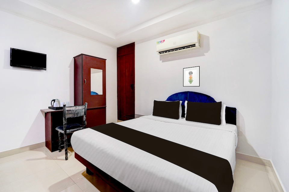 Super Hotel O Kunnamangalam Near Bus Stand, Calicut City, Calicut